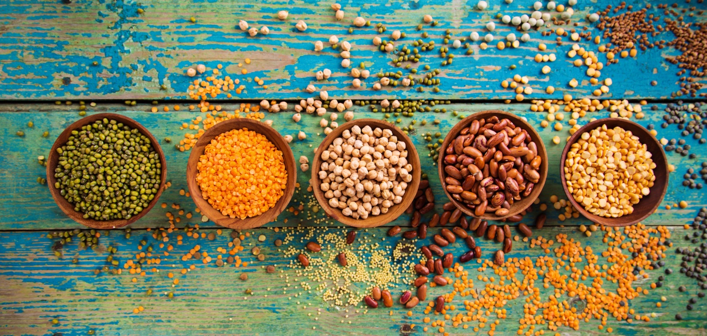 varieties of beans in bowls