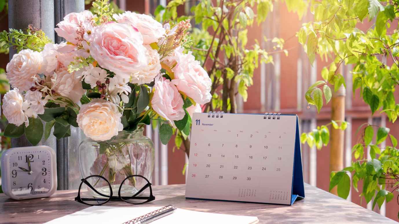 flowers next to calendar