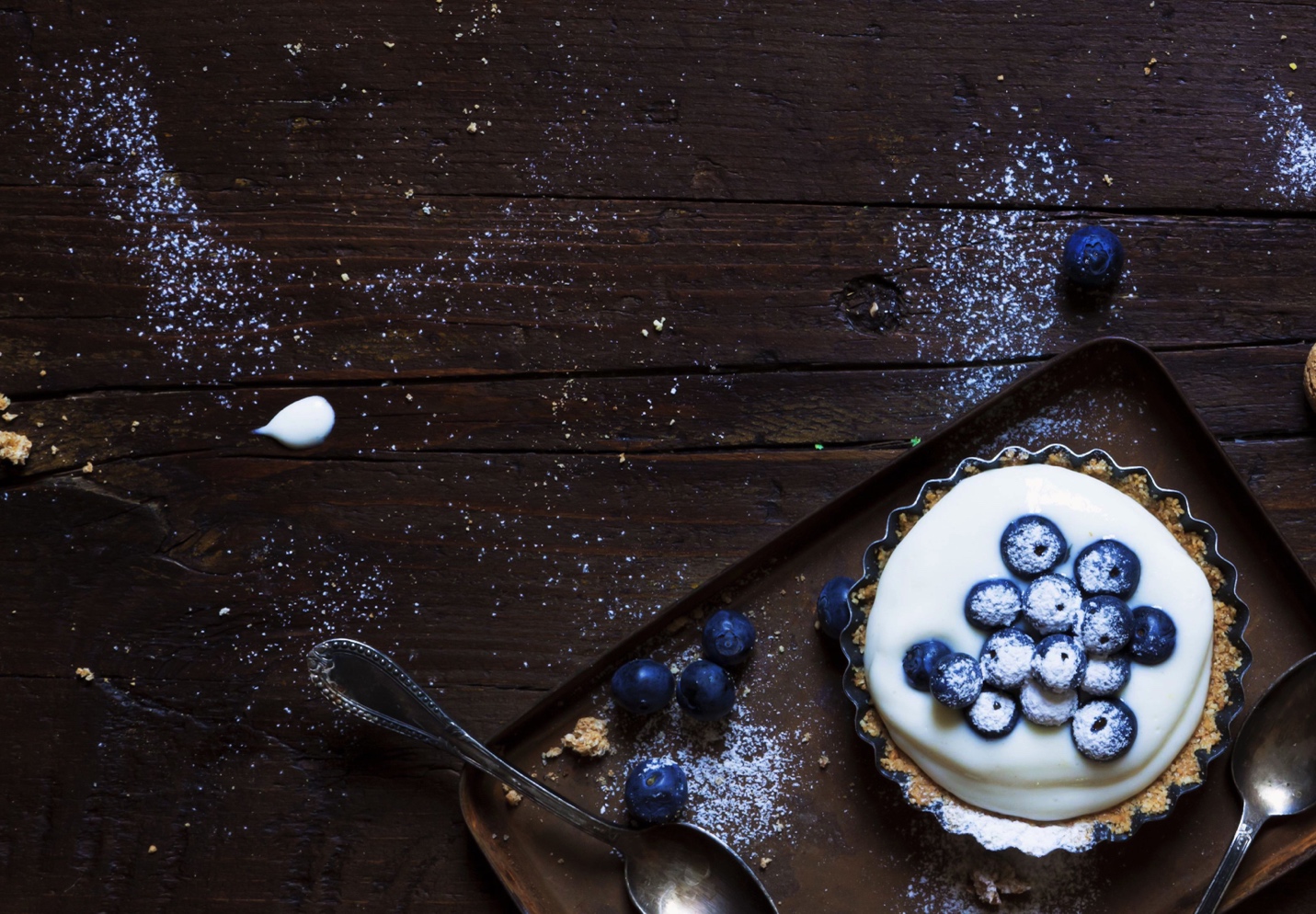  Vegan Blueberry and Yogurt Cream Tart